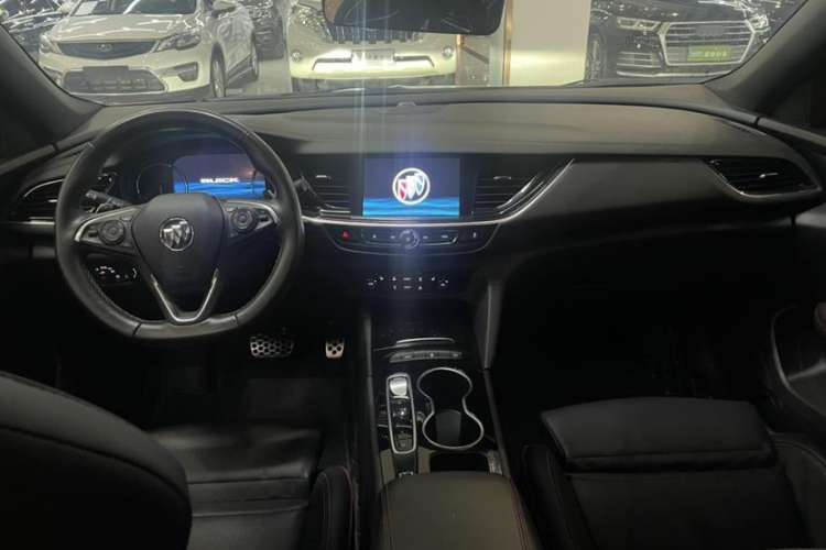 Used Buick Regal 2020 GS 28T Elite Model Interior 1