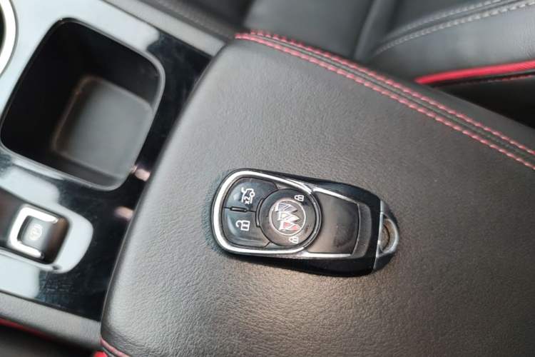 Used Buick Regal 2020 GS 28T Prestige Model Interior 1