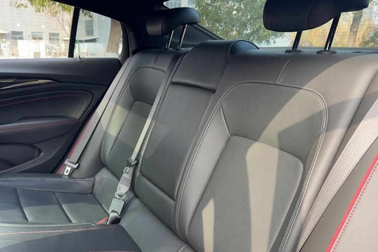 Used Buick Regal 2020 GS 28T Elite Model Interior 2