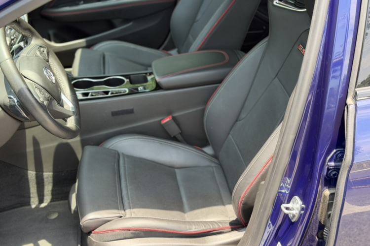 Used Buick Regal 2020 GS 28T Elite Model Interior 4