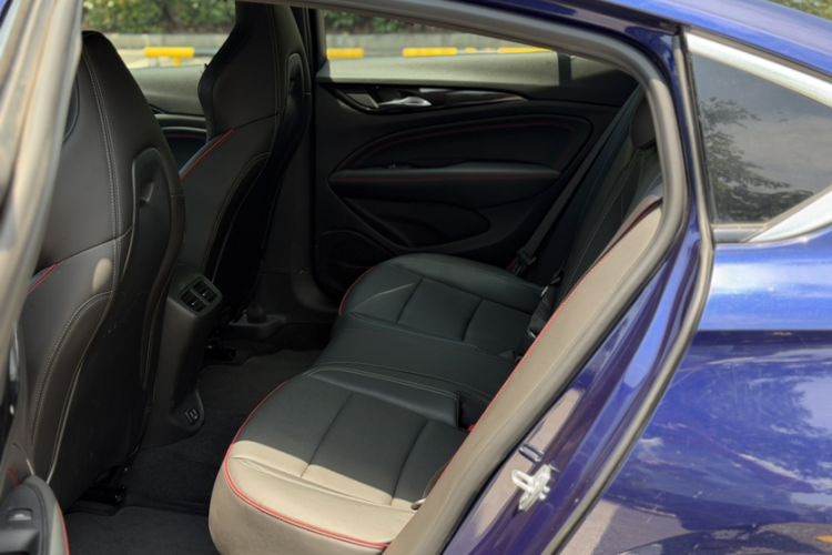 Used Buick Regal 2020 GS 28T Elite Model Interior 6
