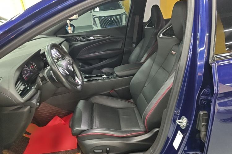 Used Buick Regal 2020 GS 28T Elite Model Left Front Seat