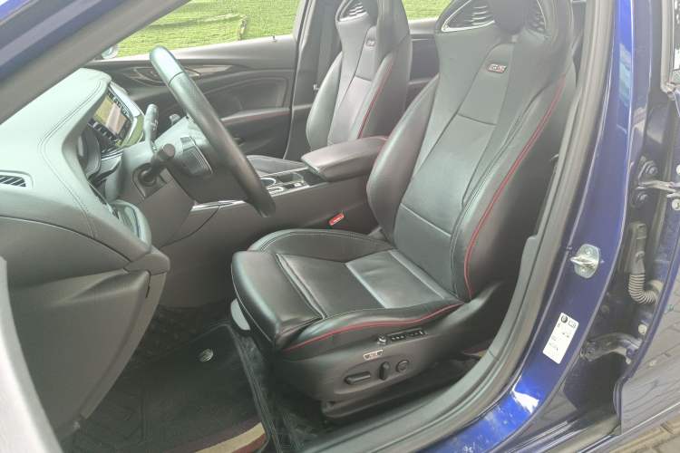 Used Buick Regal 2020 GS 28T Elite Model Left Front Seat
