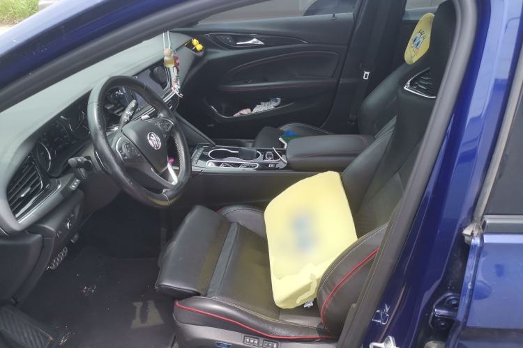 Used Buick Regal 2020 GS 28T Prestige Model Left Front Seat