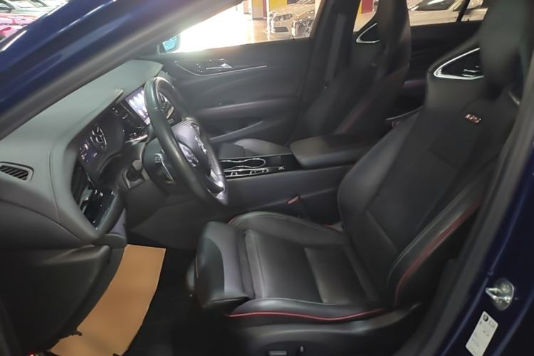 Used Buick Regal 2020 GS 28T Elite Model Left Front Seat