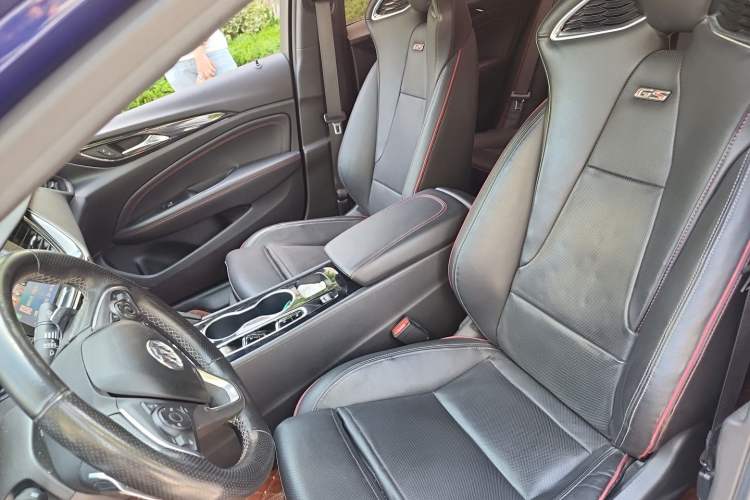 Used Buick Regal 2020 GS 28T Elite Model Left Front Seat