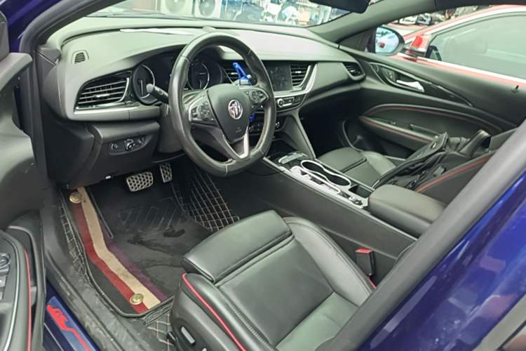 Used Buick Regal 2020 GS 28T Elite Model Left Front Seat