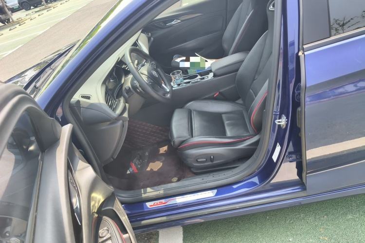 Used Buick Regal 2020 GS 28T Elite Model Left Front Seat