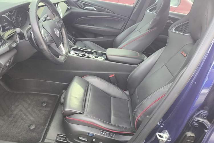 Used Buick Regal 2020 GS 28T Prestige Model Left Front Seat