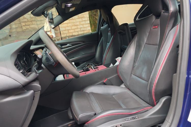 Used Buick Regal 2020 GS 28T Prestige Model Left Front Seat
