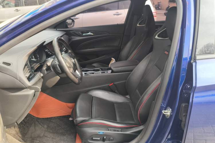 Used Buick Regal 2020 GS 28T Prestige Model Left Front Seat