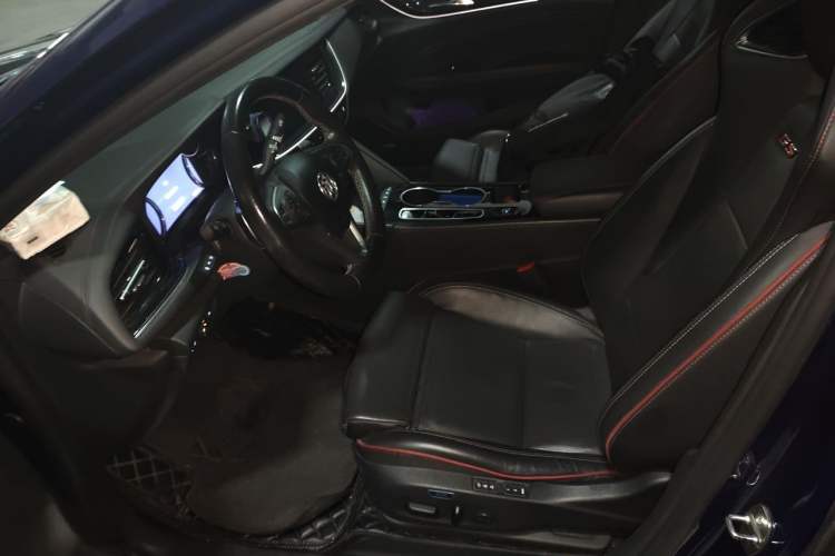 Used Buick Regal 2020 GS 28T Prestige Model Left Front Seat