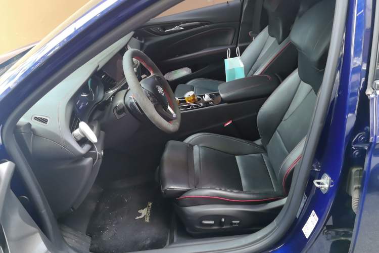 Used Buick Regal 2020 GS 28T Elite Model Left Front Seat