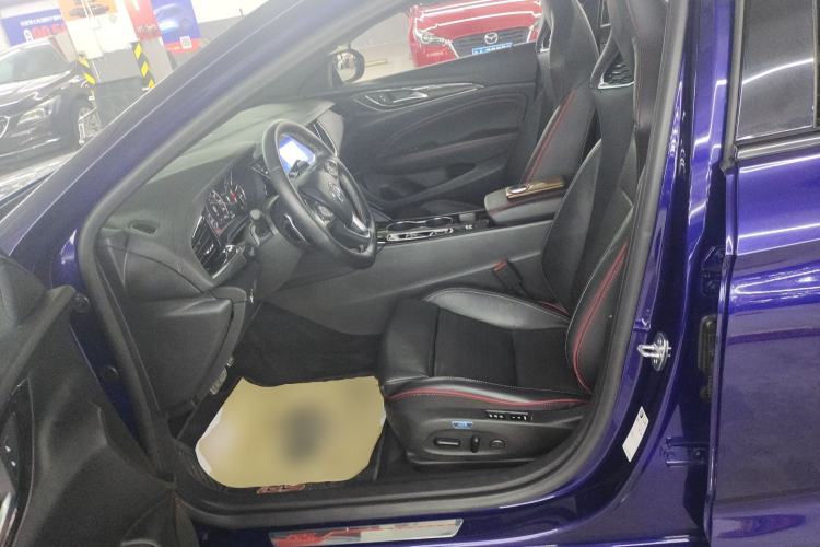 Used Buick Regal 2020 GS 28T Prestige Model Left Front Seat