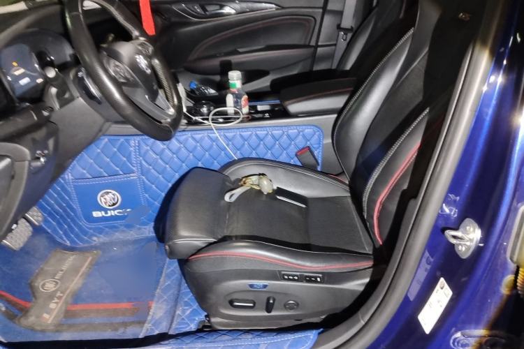 Used Buick Regal 2020 GS 28T Prestige Model Left Front Seat