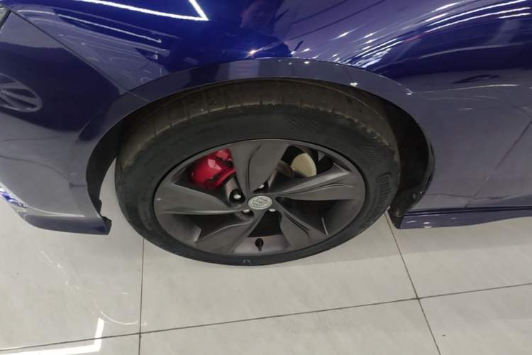 Used Buick Regal 2020 GS 28T Elite Model Left Front Wheel Hub