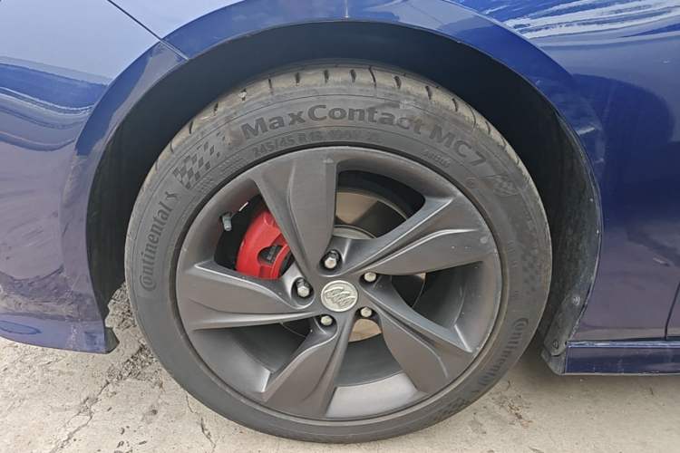 Used Buick Regal 2020 GS 28T Elite Model Left Front Wheel Hub