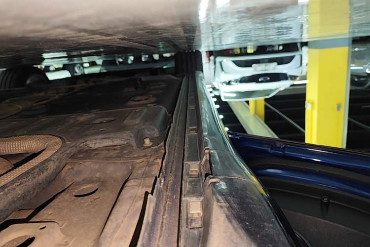 Used Buick Regal 2020 GS 28T Elite Model Left Side Sill