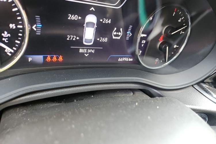 Used Buick Regal 2020 GS 28T Elite Model Odometer Close Up