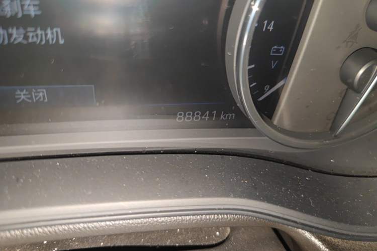 Used Buick Regal 2020 GS 28T Elite Model Odometer Close Up