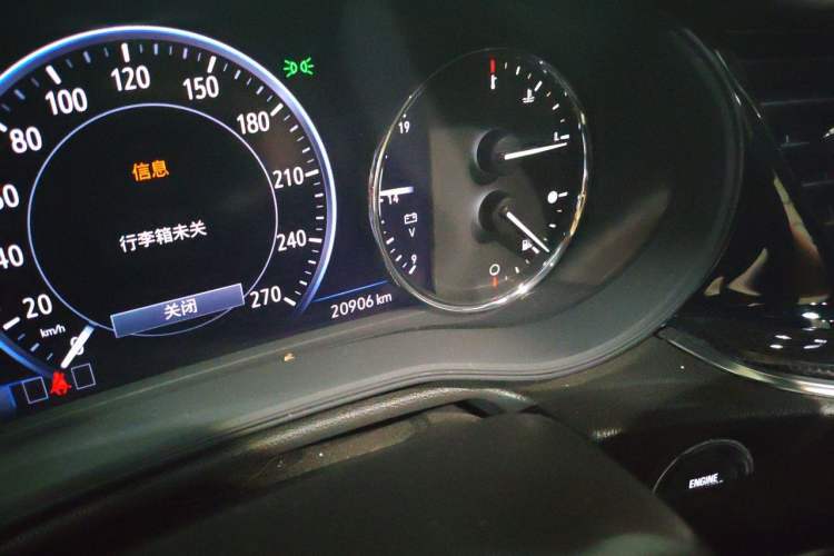 Used Buick Regal 2020 GS 28T Elite Model Odometer Close Up