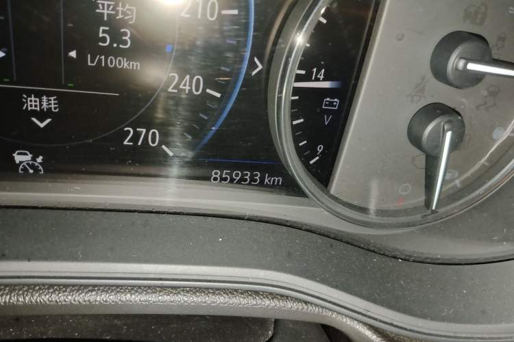 Used Buick Regal 2020 GS 28T Prestige Model Odometer Close Up