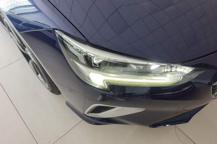 Used Buick Regal 2020 GS 28T Prestige Model Right Front Headlight
