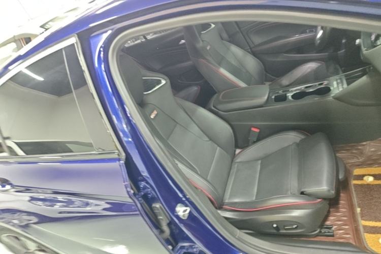 Used Buick Regal 2020 GS 28T Elite Model Right Front Seat