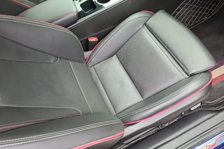 Used Buick Regal 2020 GS 28T Elite Model Right Front Seat