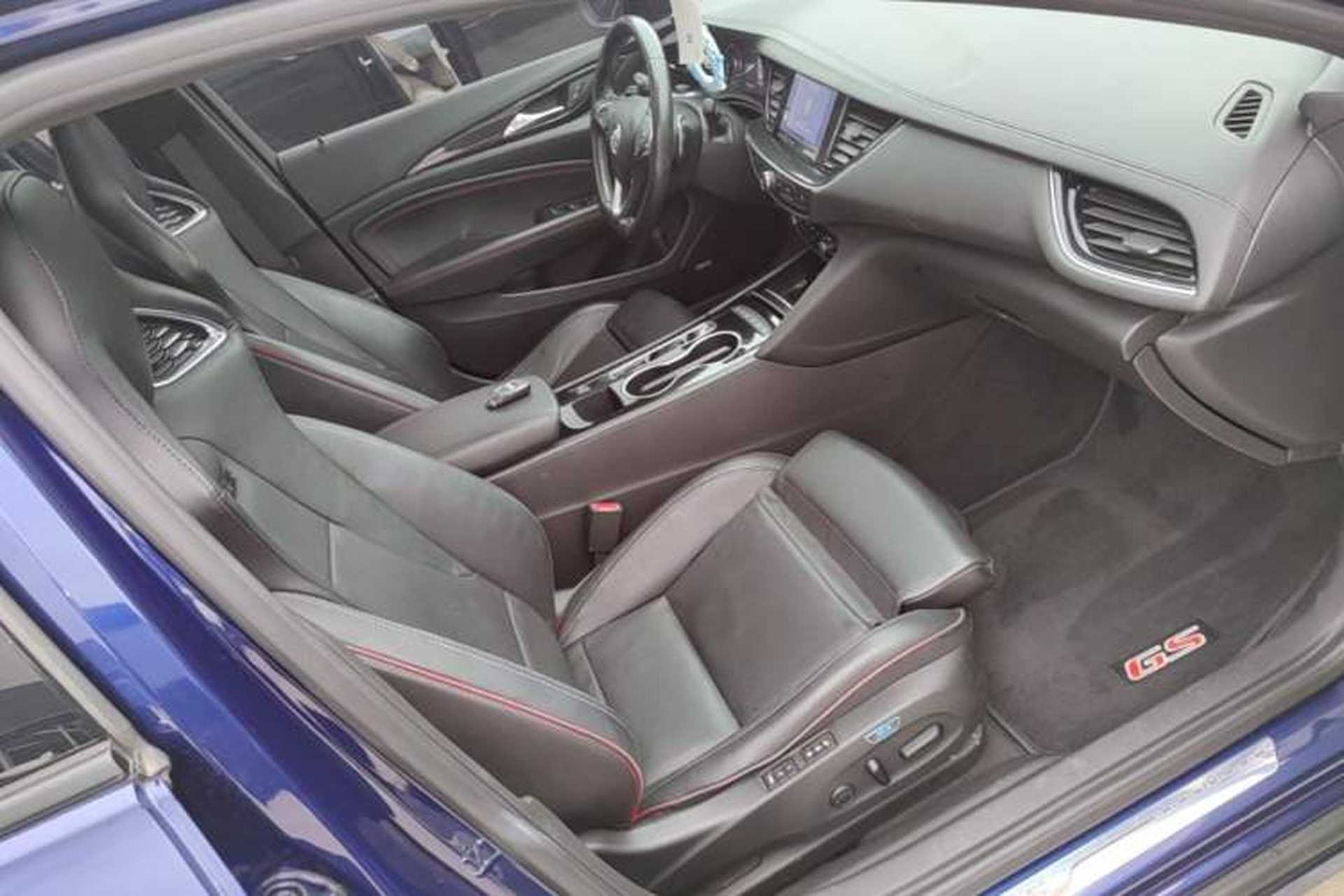 Used Buick Regal 2020 GS 28T Prestige Model Right Front Seat