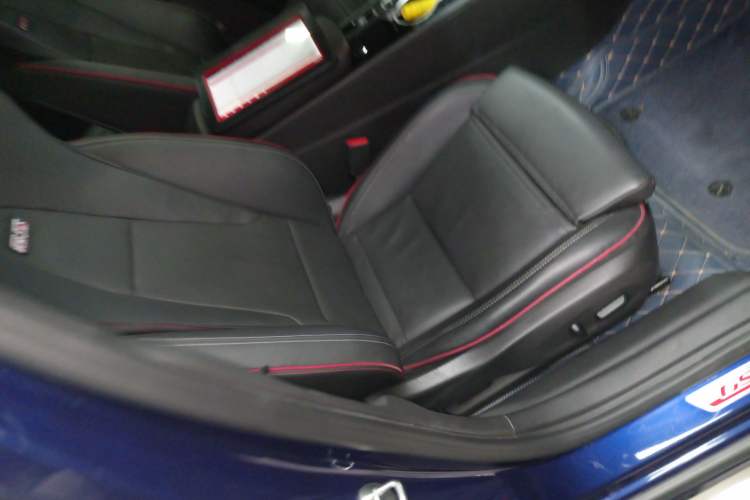 Used Buick Regal 2020 GS 28T Elite Model Right Front Seat