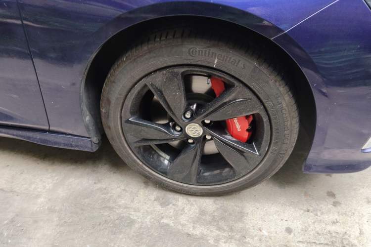 Used Buick Regal 2020 GS 28T Prestige Model Right Front Wheel Hub