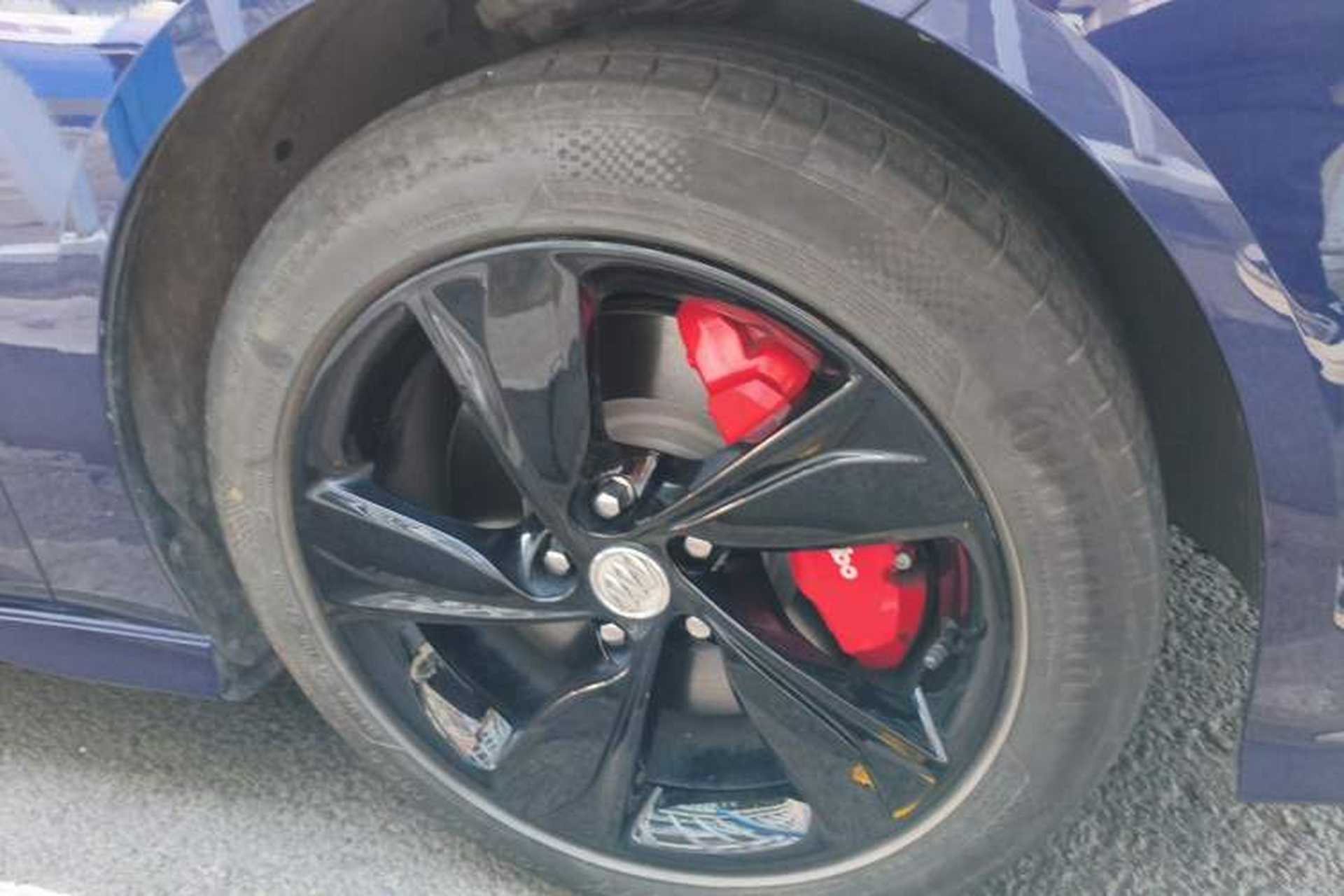 Used Buick Regal 2020 GS 28T Prestige Model Right Front Wheel Hub