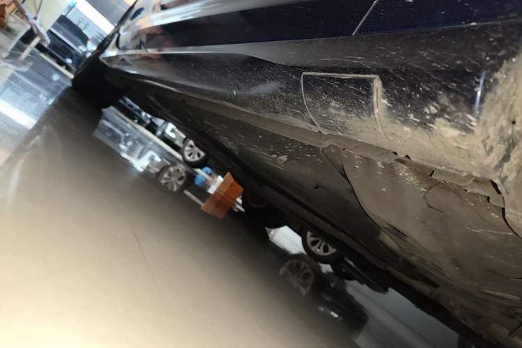 Used Buick Regal 2020 GS 28T Elite Model Right Side Sill