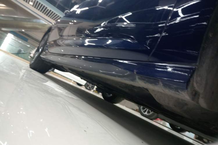 Used Buick Regal 2020 GS 28T Elite Model Right Side Sill