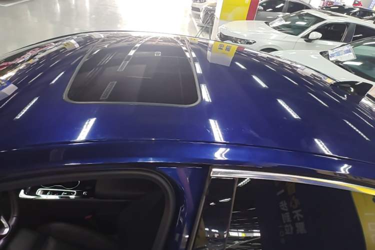 Used Buick Regal 2020 GS 28T Elite Model Roof