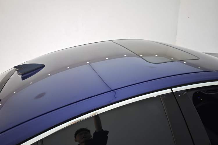 Used Buick Regal 2020 GS 28T Elite Model Roof