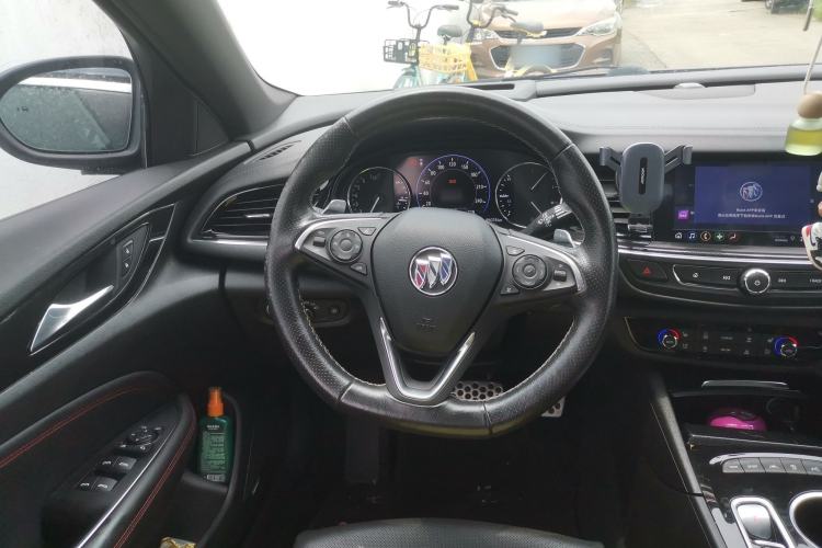 Used Buick Regal 2020 GS 28T Prestige Model Steering Wheel