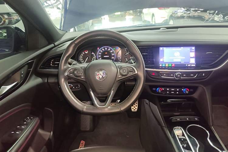 Used Buick Regal 2020 GS 28T Elite Model Steering Wheel