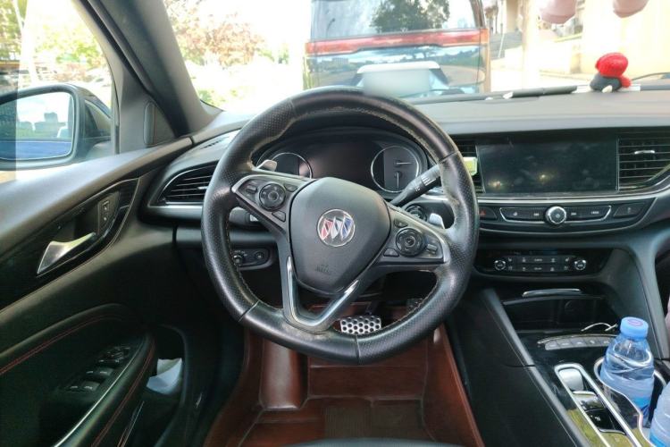 Used Buick Regal 2020 GS 28T Prestige Model Steering Wheel