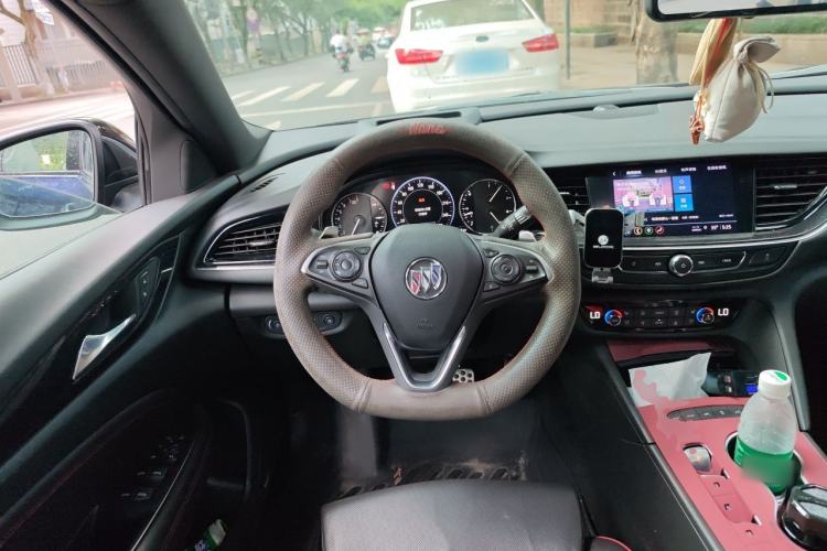 Used Buick Regal 2020 GS 28T Prestige Model Steering Wheel