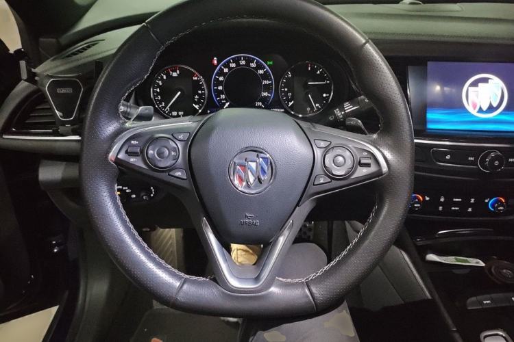 Used Buick Regal 2020 GS 28T Elite Model Steering Wheel