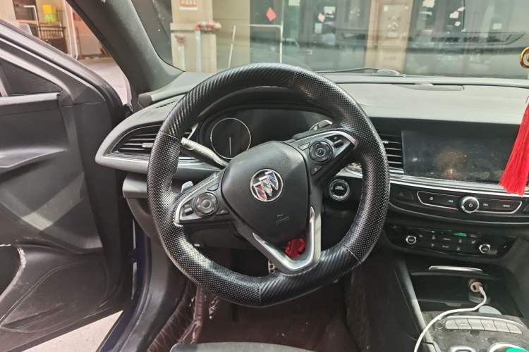 Used Buick Regal 2020 GS 28T Elite Model Steering Wheel