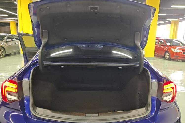 Used Buick Regal 2020 GS 28T Elite Model Trunk