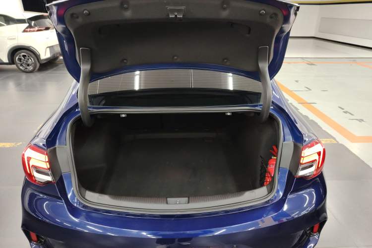Used Buick Regal 2020 GS 28T Elite Model Trunk