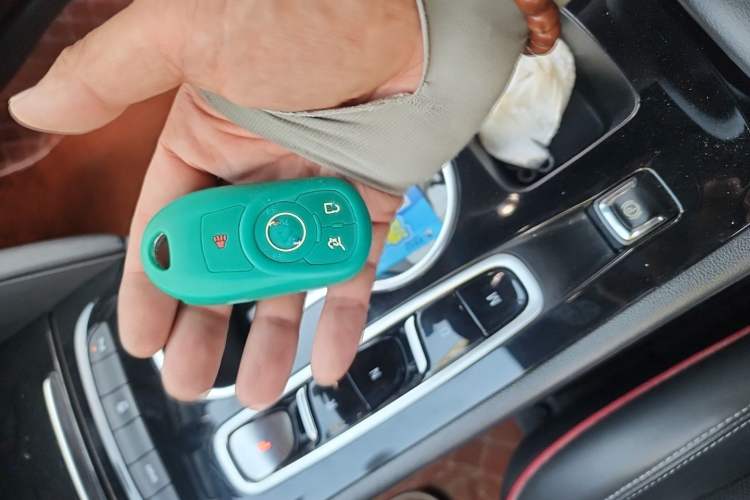 Used Buick Regal 2020 GS 28T Elite Model Vehicle Key