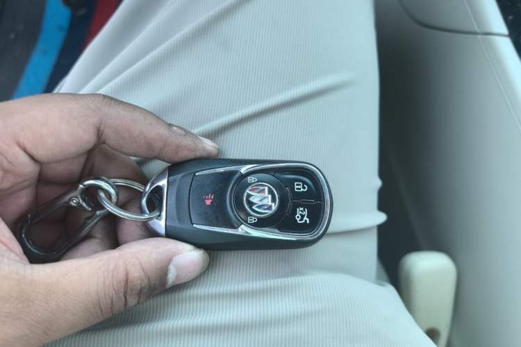Used Buick Regal 2020 552T Elite Edition Vehicle Key