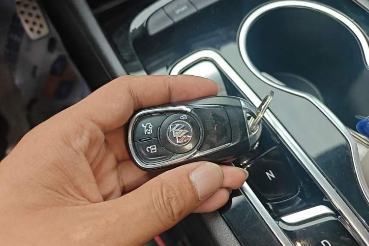 Used Buick Regal 2020 GS 28T Elite Model Vehicle Key