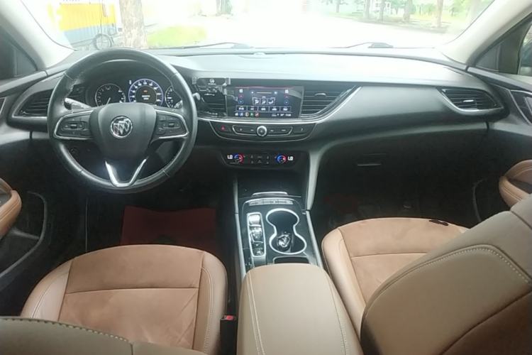 Used Buick Regal 2020 552T Luxury Version Center Console