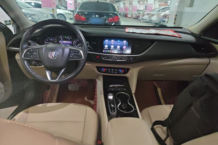 Used Buick Regal 2020 552T Elite Edition Center Console